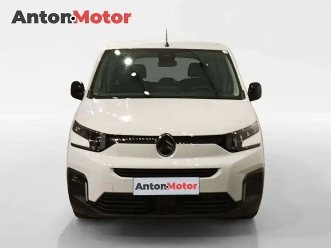 Usado Citroën Berlingo 102 CV (75 kW) 2024 Blanco Monovolumen