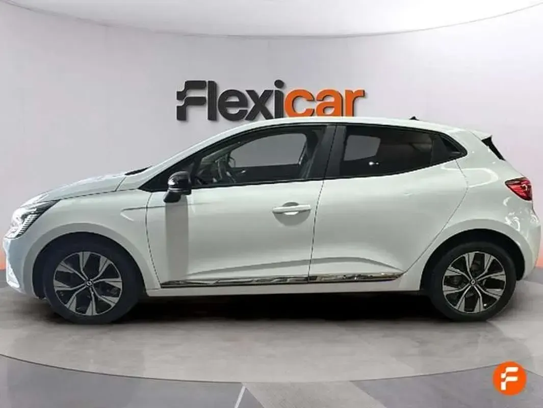 Usado Renault Clio V Evolution 90 CV (66 kW) 2023 Blanco Berlina