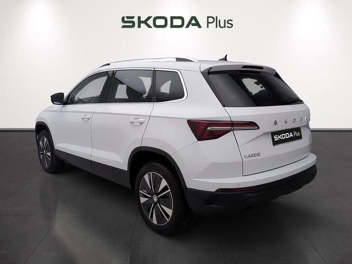 Usado Skoda Karoq Ambition 150 CV (110 kW) 2023 Blanco SUV