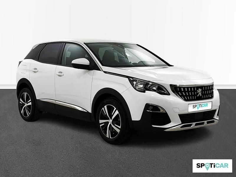 Usado Peugeot 3008 Allure 130 CV (95 kW) 2020 Blanco SUV