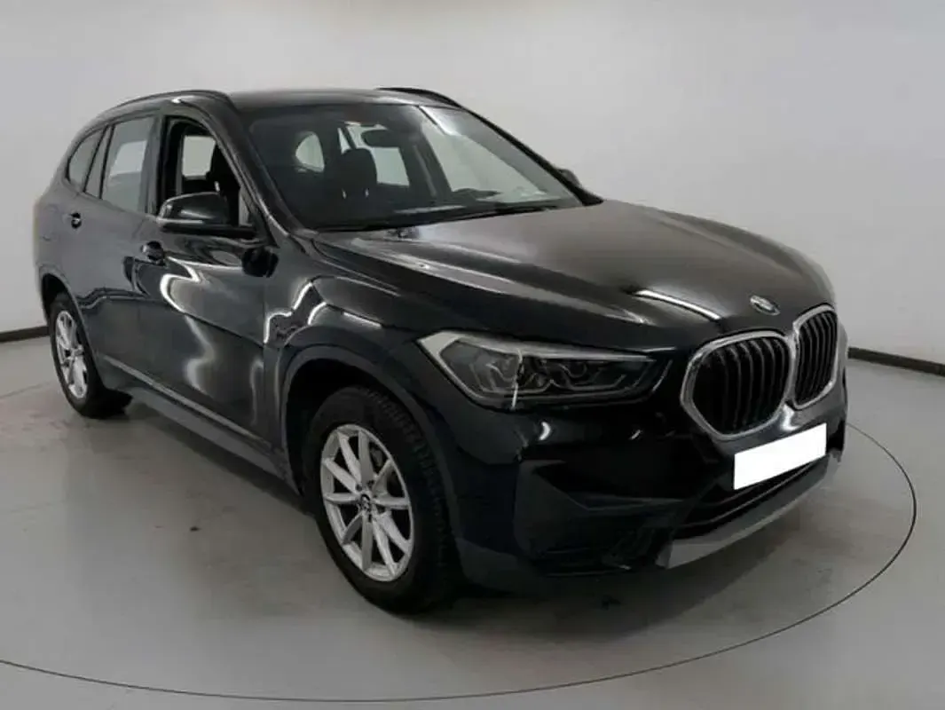 Usado BMW X1 116 CV (85 kW) 2021 Negro SUV