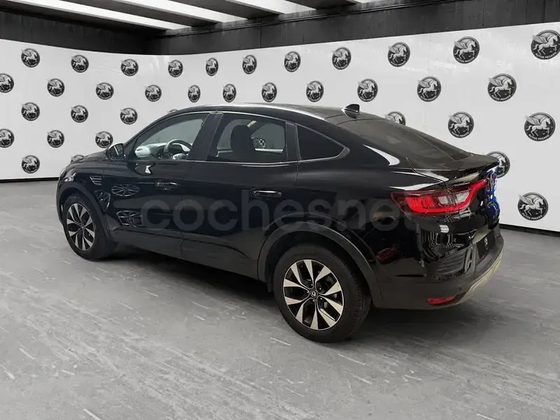 Usado Renault Arkana Techno 140 CV (102 kW) 2023 Negro SUV