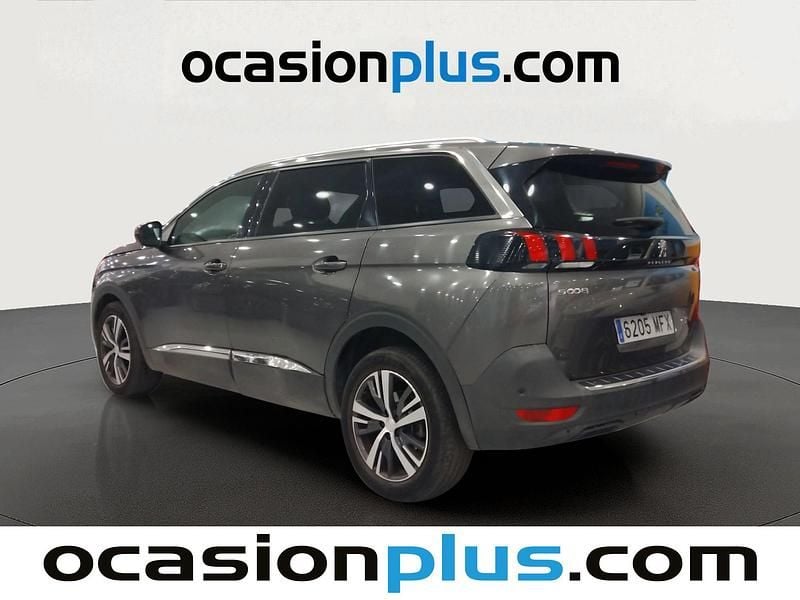 Usado Peugeot 5008 Allure 130 CV (95 kW) 2023 Gris plata SUV
