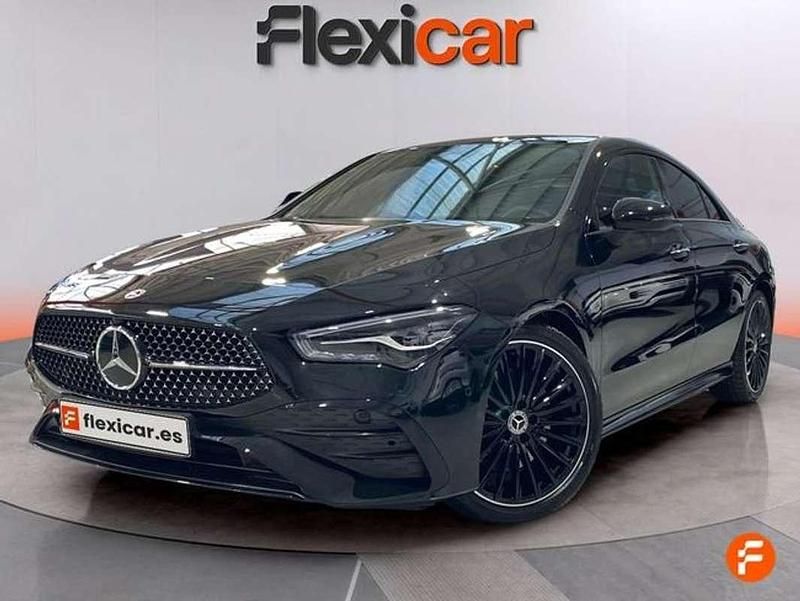 Usado Mercedes CLA220 190 CV (139 kW) 2025 Negro Berlina