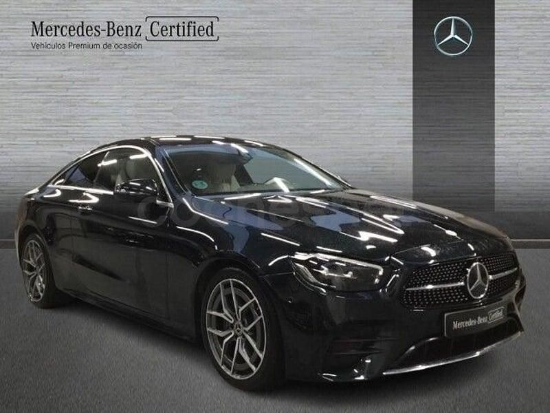 Usado Mercedes E220 194 CV (142 kW) 2022 Verde Coupe
