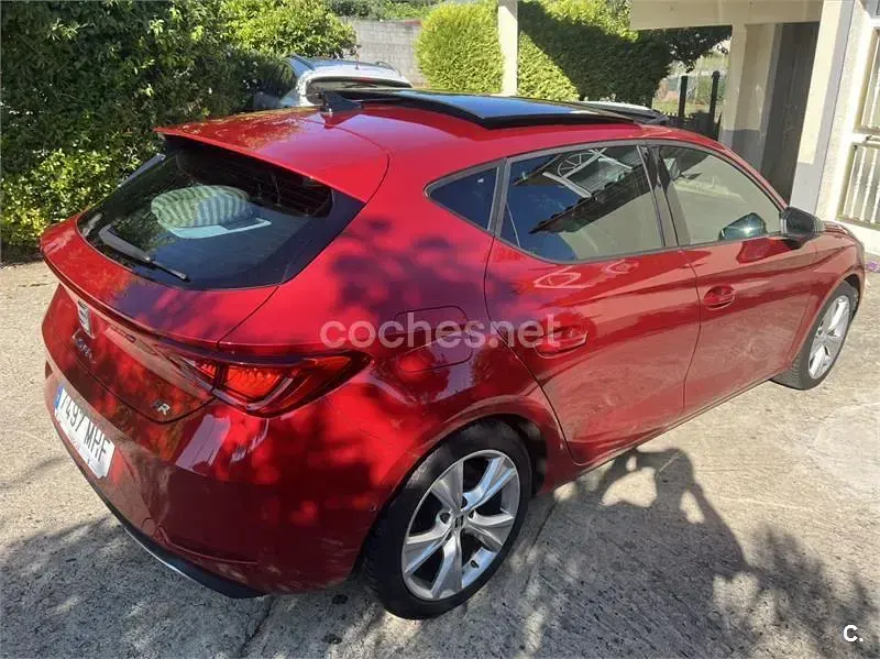 Usado Seat Leon FR 130 CV (95 kW) 2023 Rojo Berlina