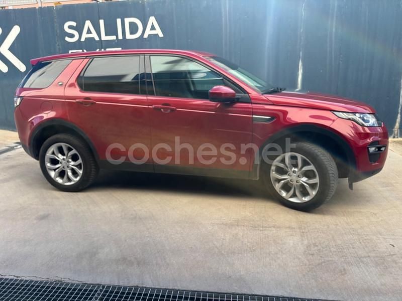 Usado Land Rover Discovery Sport HSE 180 CV (132 kW) 2017 Rojo SUV