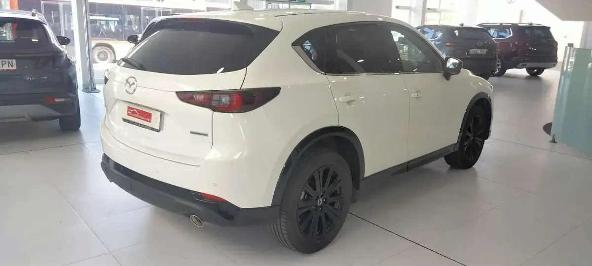 Usado Mazda CX-5 Homura-Line 194 CV (142 kW) 2022 SUV