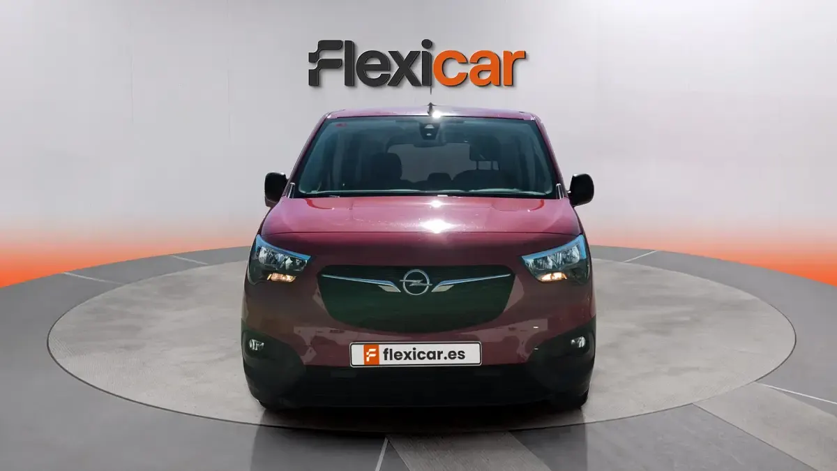 Usado Opel Combo Edition+ 131 CV (96 kW) 2021 Rojo Monovolumen