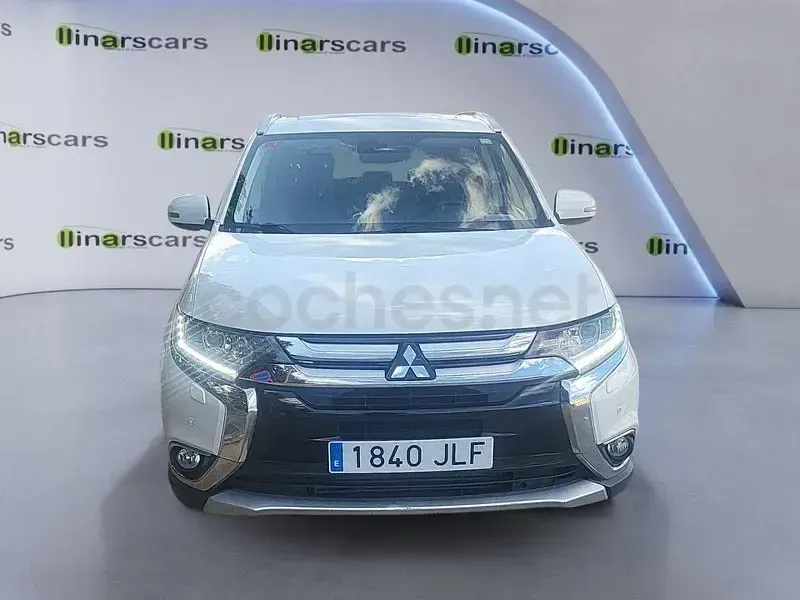 Usado Mitsubishi Outlander 150 CV (110 kW) 2016 Blanco SUV