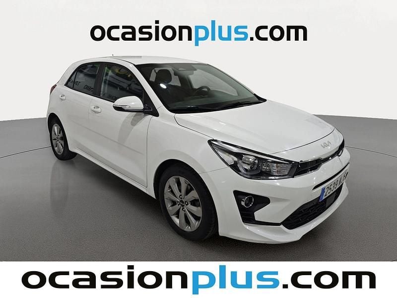 Usado Kia Rio 100 CV (73 kW) 2023 Blanco Utilitario