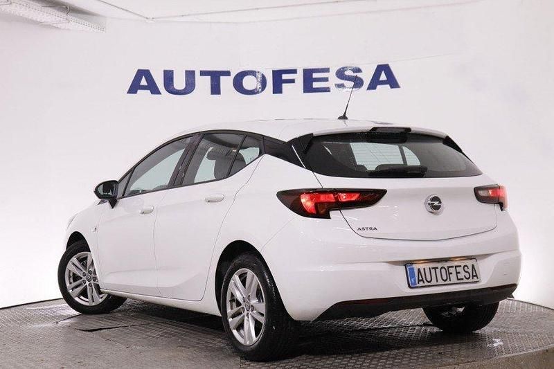 Usado Opel Astra GS Line 110 CV (80 kW) 2020 Blanco