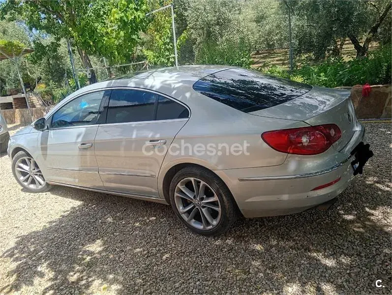 Używany VW Passat R-line 140 KM (102 kW) 2009 Szary Sedan/Limuzyna