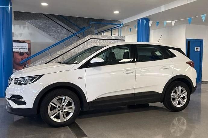Usado Opel Grandland X Selective 130 CV (95 kW) 2018 SUV