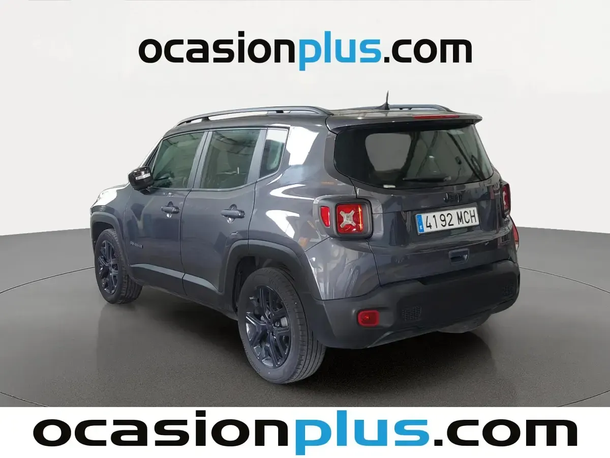 Usado Jeep Renegade Night Eagle 120 CV (88 kW) 2022 Gris SUV