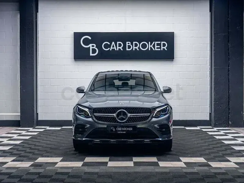 Usado Mercedes GLC250 204 CV (150 kW) 2017 Gris / plata SUV
