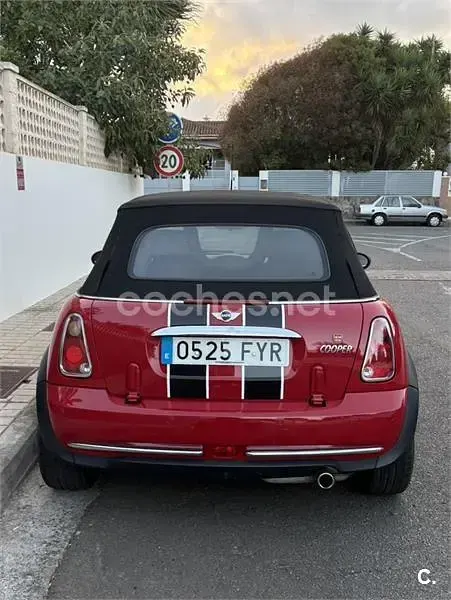 Usado Mini Cooper Cabriolet 116 CV (85 kW) 2007 Rojo Descapotable