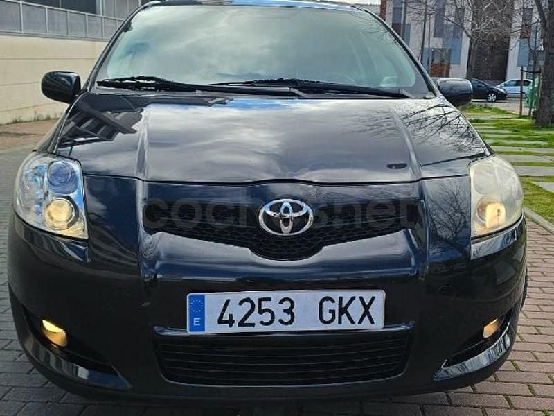 Usado Toyota Auris X-plore 101 CV (74 kW) 2009 Negro Utilitario