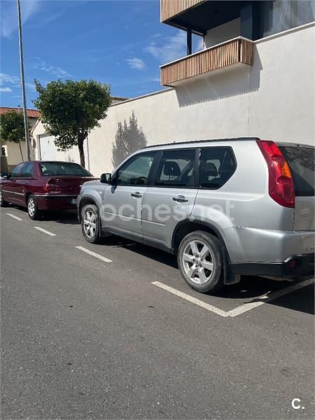 Gris / plata Usado 2009 Nissan X-Trail SE SUV | 8700 € - Imagen 1/4