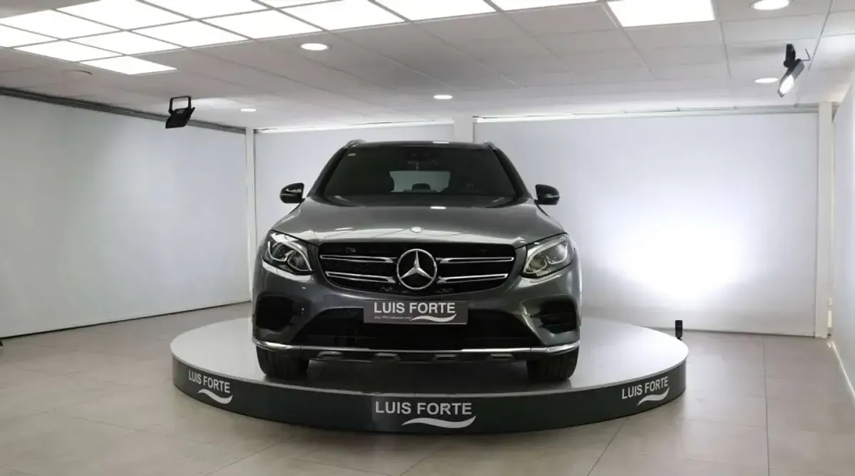 Usado Mercedes GLC250 204 CV (150 kW) 2016 Gris SUV