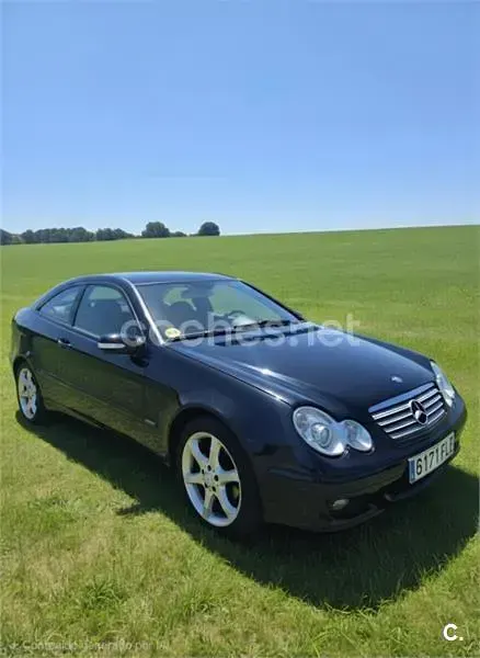 Usado Mercedes C220 Sport Edition 150 CV (110 kW) 2007 Negro Berlina