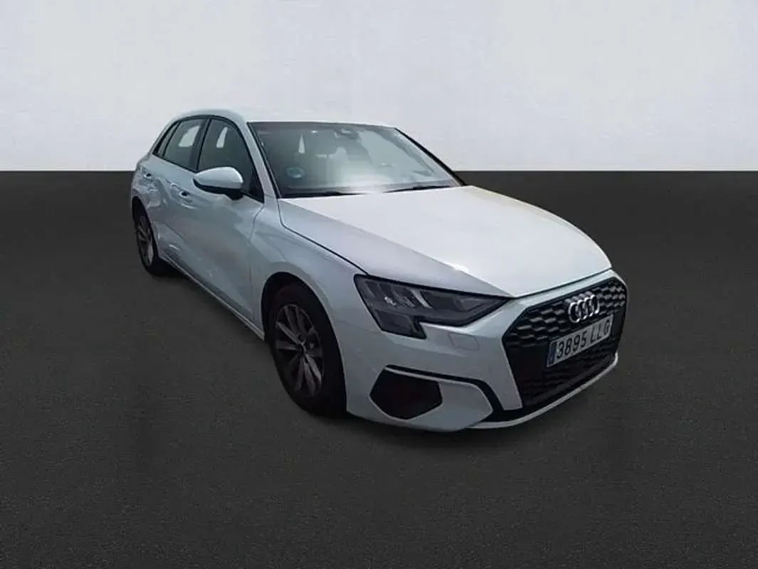 Usado Audi A3 Sportback 150 CV (110 kW) 2020 Blanco Utilitario
