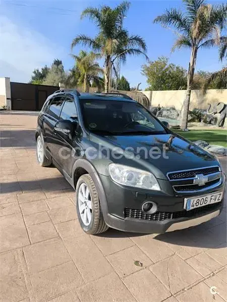Usado Chevrolet Captiva 150 CV (110 kW) 2007 Verde SUV