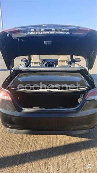 Usado Ford Focus Cabriolet Trend 136 CV (100 kW) 2007 Negro Descapotable