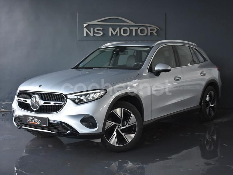 Usado Mercedes GLC220 197 CV (144 kW) 2023 Gris / plata SUV