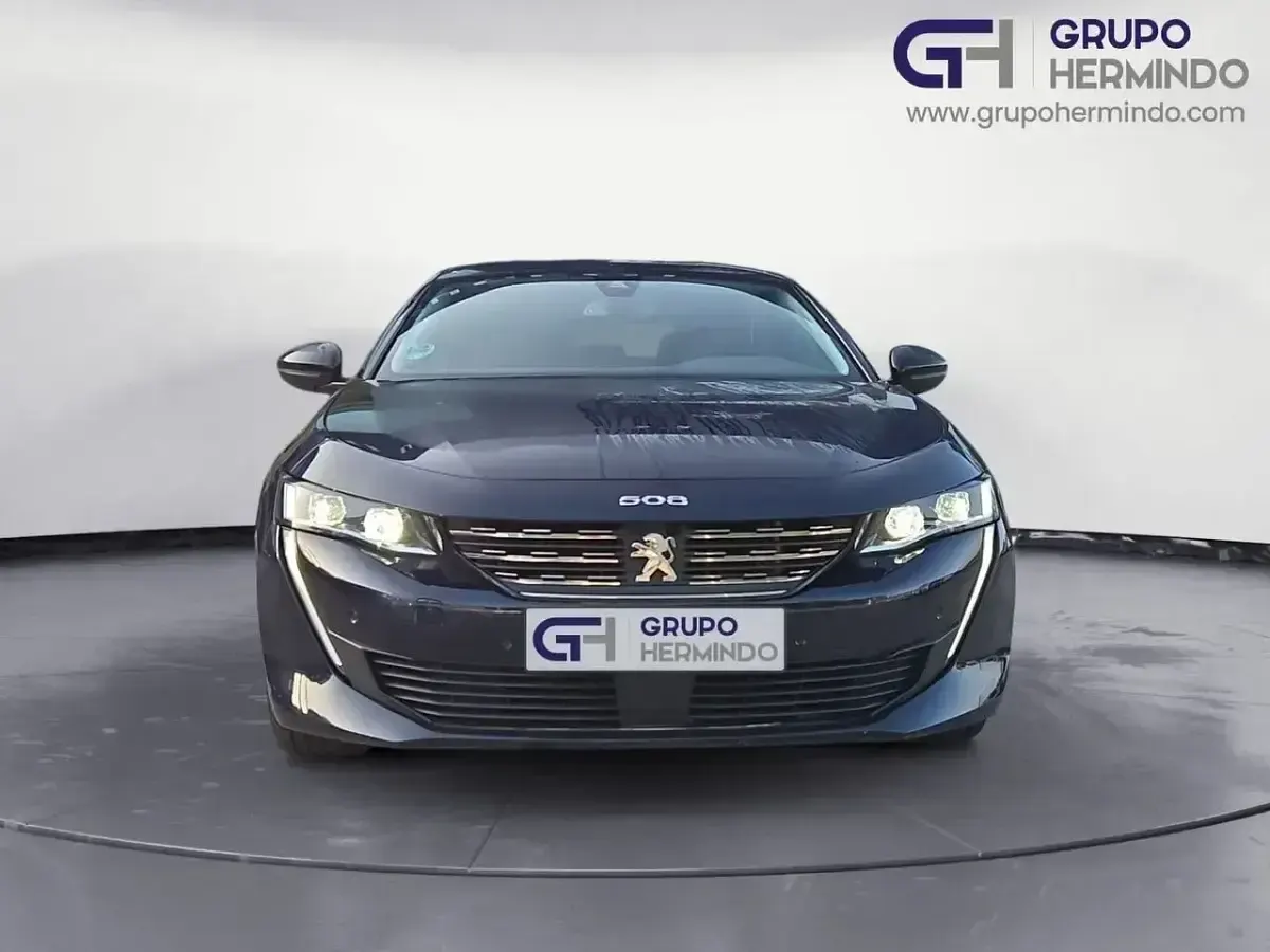 Usado Peugeot 508 Allure 130 CV (95 kW) 2022 Azul Berlina