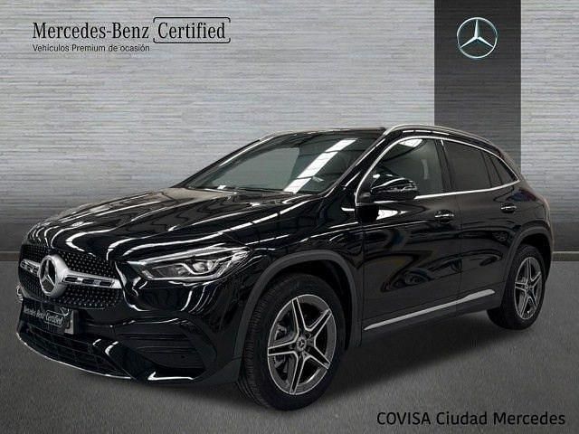 Usado Mercedes GLA250 AMG line 218 CV (160 kW) 2023 Negro cosmos SUV