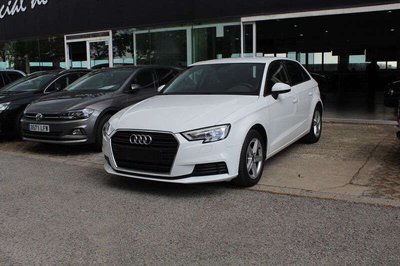 Blanco Usado 2018 Audi A3 Business Utilitario | 17.850 € (Precio justo) - Imagen 1/4