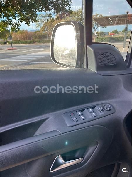 Usado Opel Combo Life Elegance 131 CV (96 kW) 2022 Gris / plata Monovolumen