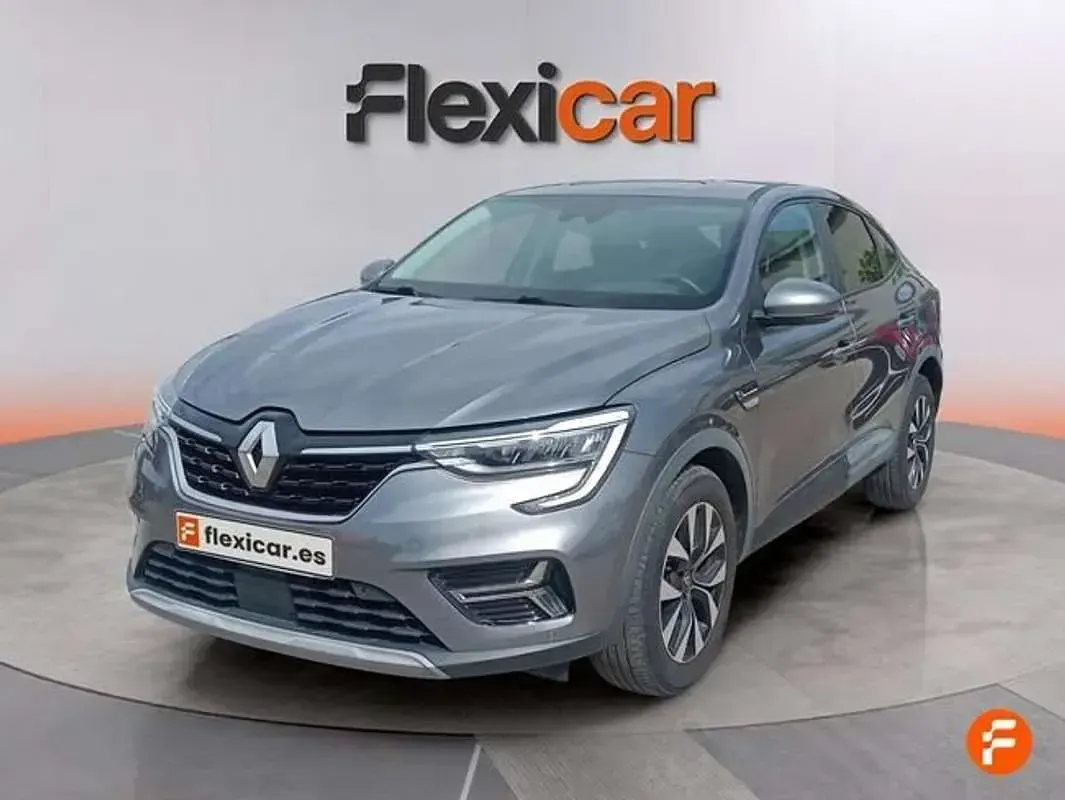 Usado Renault Arkana Evolution 140 CV (102 kW) 2023 Gris SUV