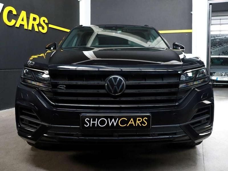 Usado VW Touareg R 340 CV (250 kW) 2022 Negro SUV