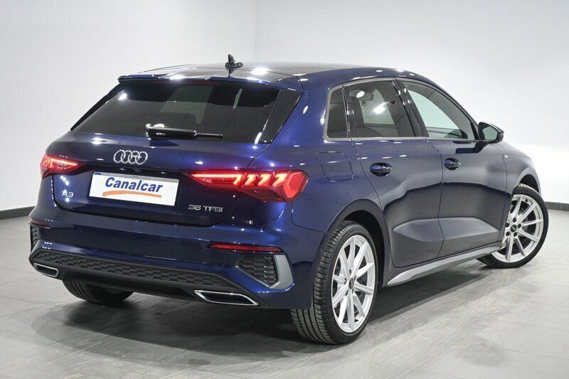 Usado Audi A3 S-Line 150 CV (110 kW) 2021 Azul Berlina