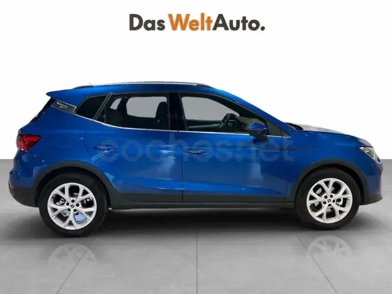 Usado Seat Arona FR 115 CV (84 kW) 2025 Azul SUV