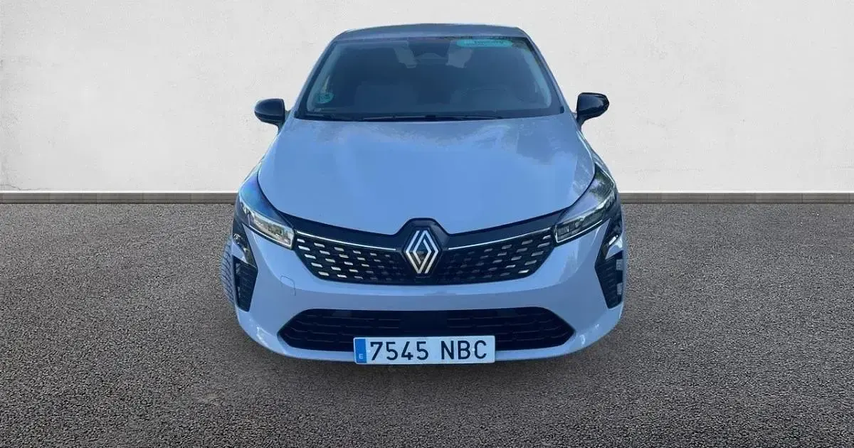Usado Renault Clio Evolution 100 CV (73 kW) 2025 Utilitario