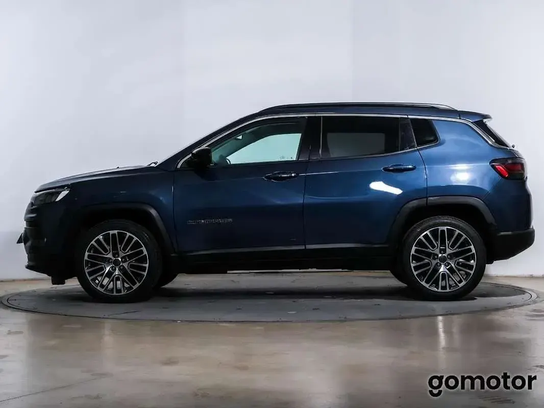 Begagnad Jeep Compass Limited 131 HK (96 kW) 2022 Blå SUV