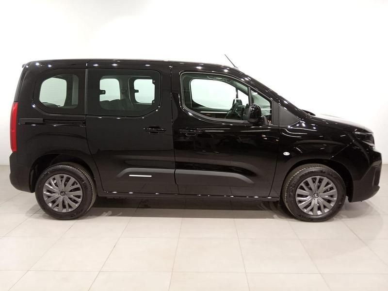 Usado Citroën Berlingo 102 CV (75 kW) 2024 Negro Monovolumen