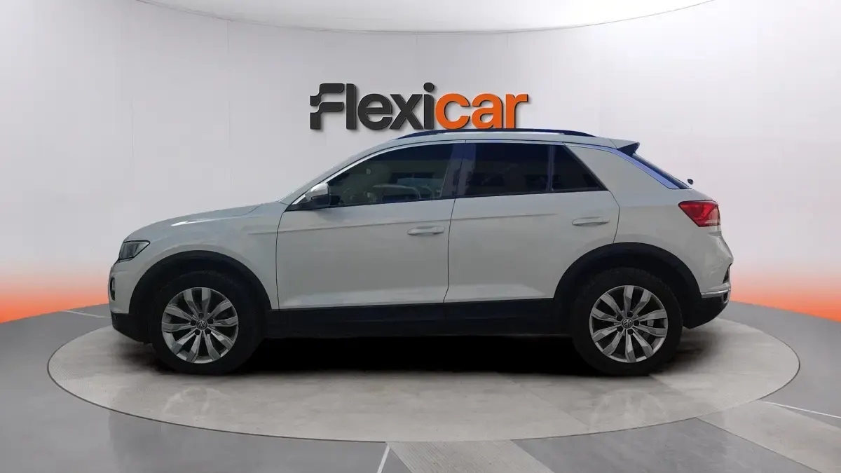 Usado VW T-Roc Advance 150 CV (110 kW) 2021 Gris SUV