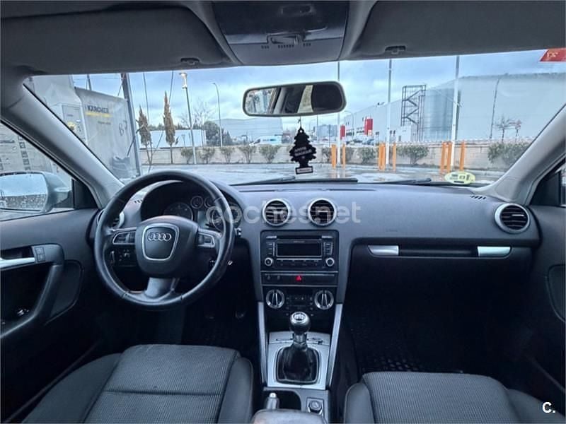 Usado Audi A3 Ambition 140 CV (102 kW) 2011 Blanco Utilitario