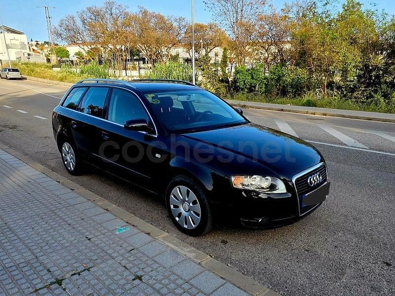 Usado Audi A4 115 CV (84 kW) 2007 Negro Familiar