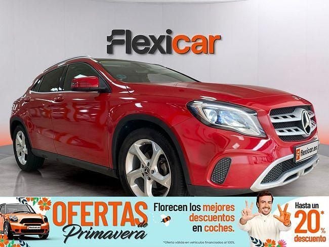 Usado Mercedes GLA200 136 CV (100 kW) 2018 Rojo SUV