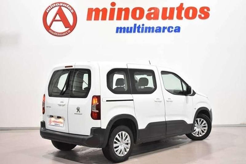 Usado Peugeot Rifter Active 101 CV (74 kW) 2020 Blanco Monovolumen