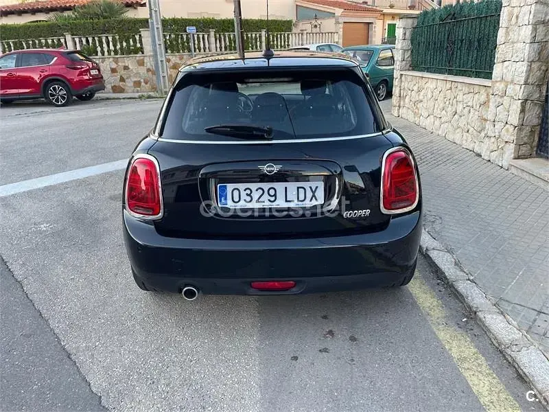Usado Mini Cooper 136 CV (100 kW) 2020 Negro Utilitario