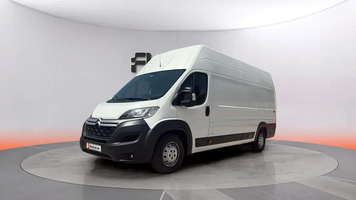 Usado Citroën Jumper 140 CV (102 kW) 2021 Blanco Monovolumen