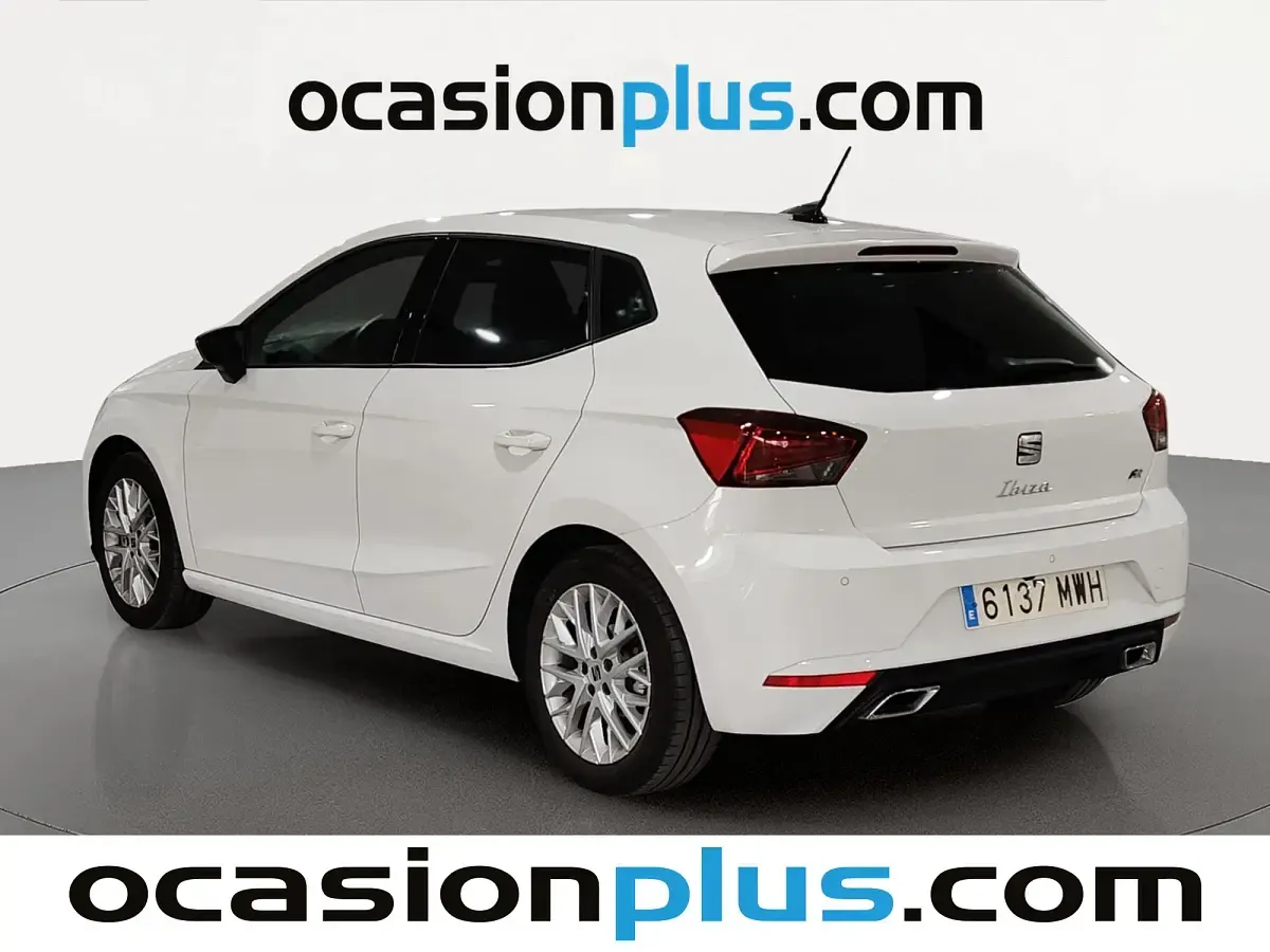 Usado Seat Ibiza FR 116 CV (85 kW) 2024 Blanco Utilitario