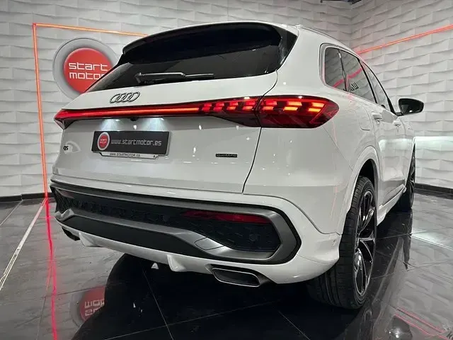 Usado Audi Q5 S-Line 204 CV (150 kW) 2025 Blanco SUV