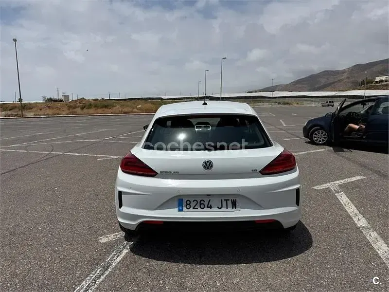 Usado VW Scirocco R-line 125 CV (91 kW) 2016 Blanco Coupe